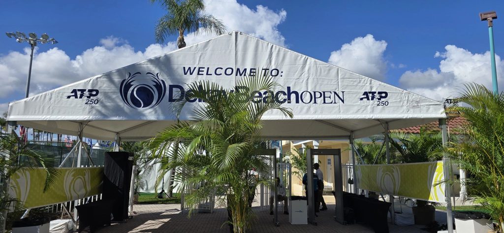 Case Study: Delray Beach Open Reduces Fuel Usage with Battery Storage System Case Study: Delray Beach Open Reduces Fuel Usage with Battery Storage System