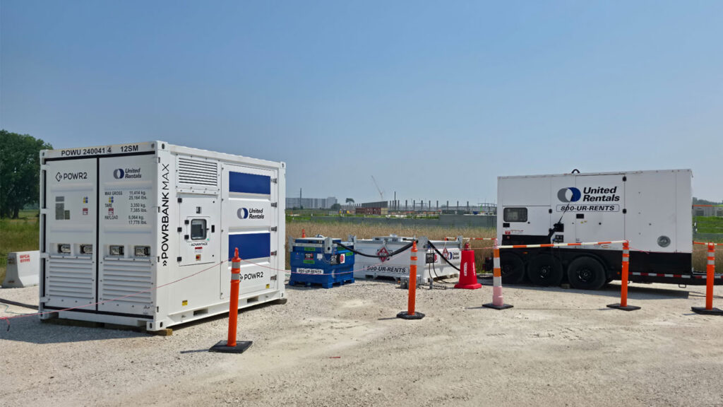 United Rentals Powers Seventeen Office Trailers with a 250 kW BESS